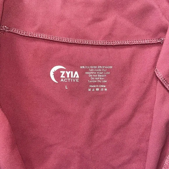 Zyia Active Top - Picture 8 of 14
